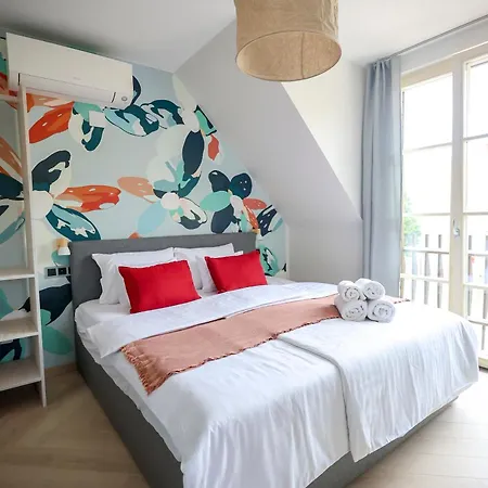 아파트 Pipacs Es Buborek