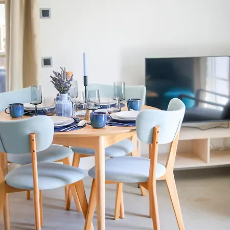 아파트 Pipacs Es Buborek 벌러토누드버리