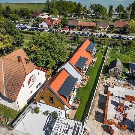 아파트 Pipacs Es Buborek