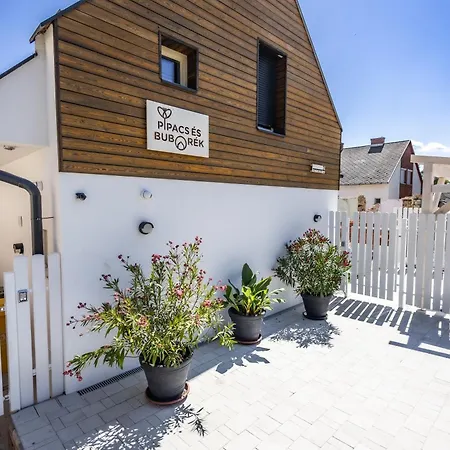 아파트 Pipacs Es Buborek *